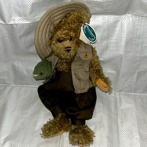 The bearington collection fishing bear